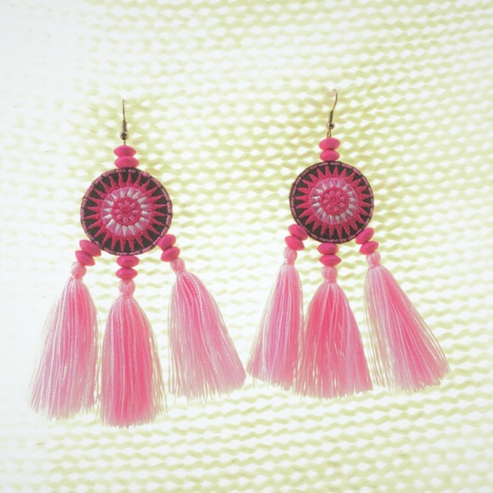 Dangle earrings